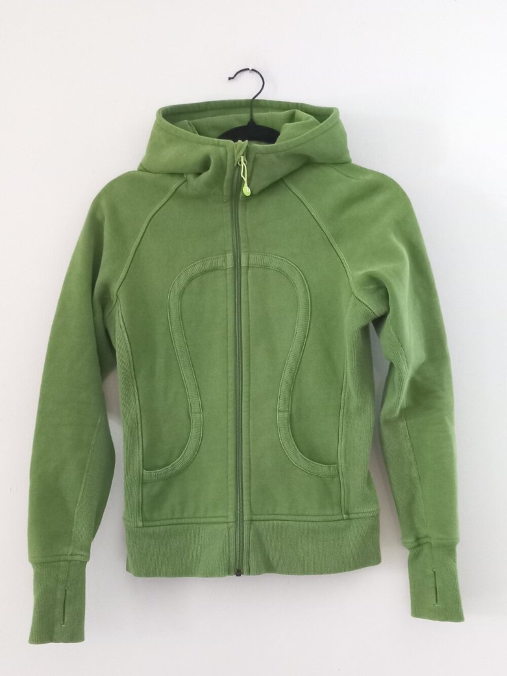 LULULEMON green hoodie